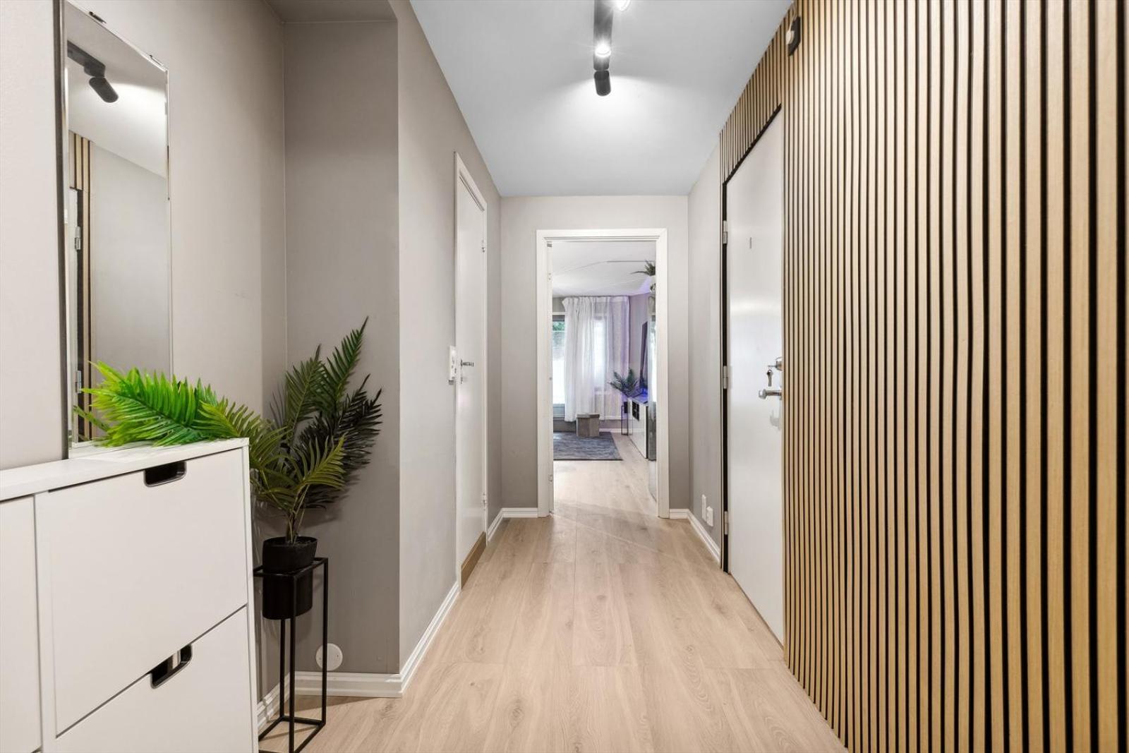 Luxurious Modern Room In Central Oslo - Eur 4K Expensive Bed And 82" Cinematic Tv 外观 照片